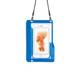 Wodoodporny pokrowiec  Lifeventure Waterproof Phone Pouch Plus to idealne rozwiązanie na ochronę Twojego smartfona podczas każdej aktywności outdoorowej.